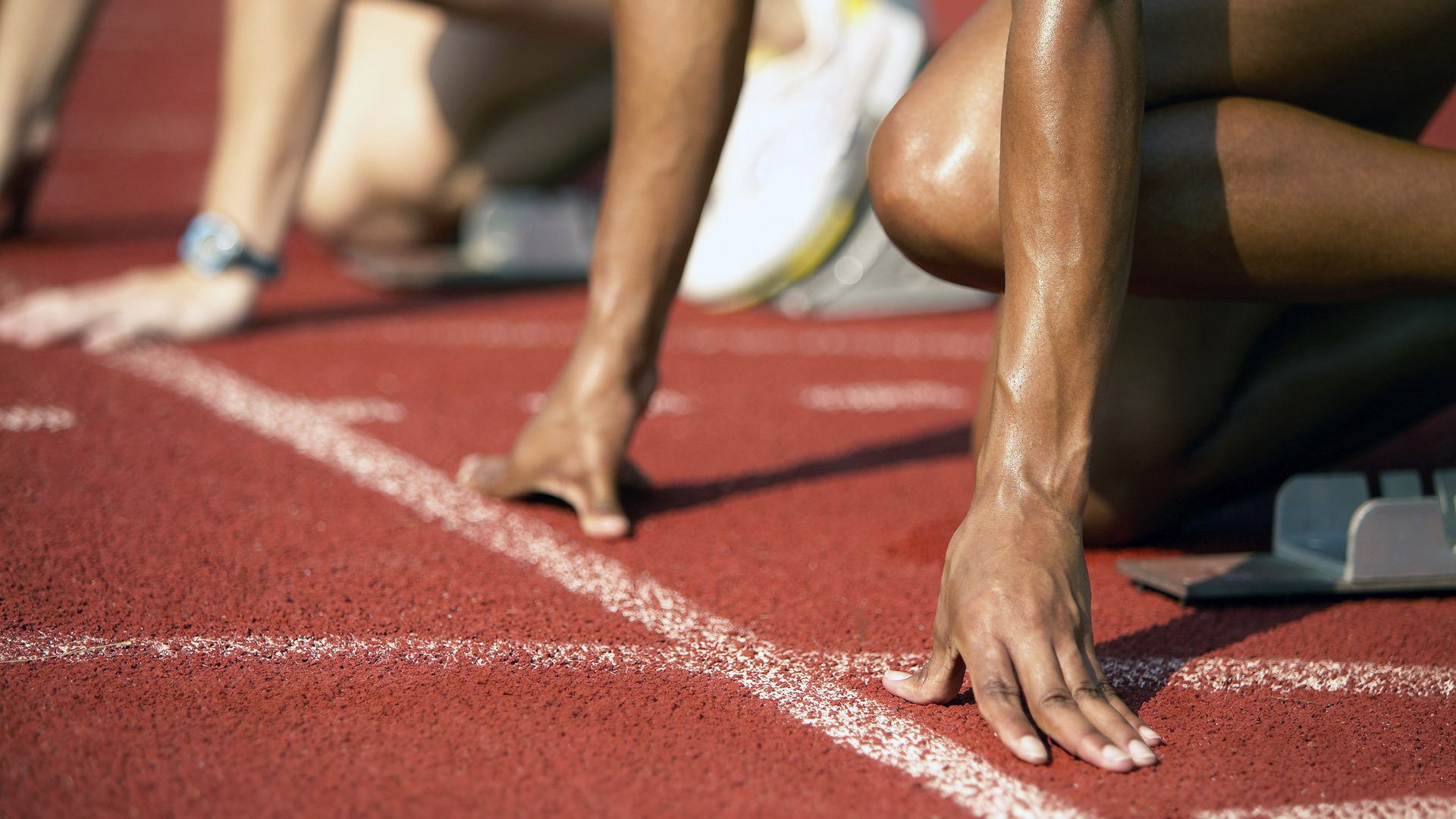 大学生田径锦标赛涌现多名潜力新星，大学生田径竞标赛