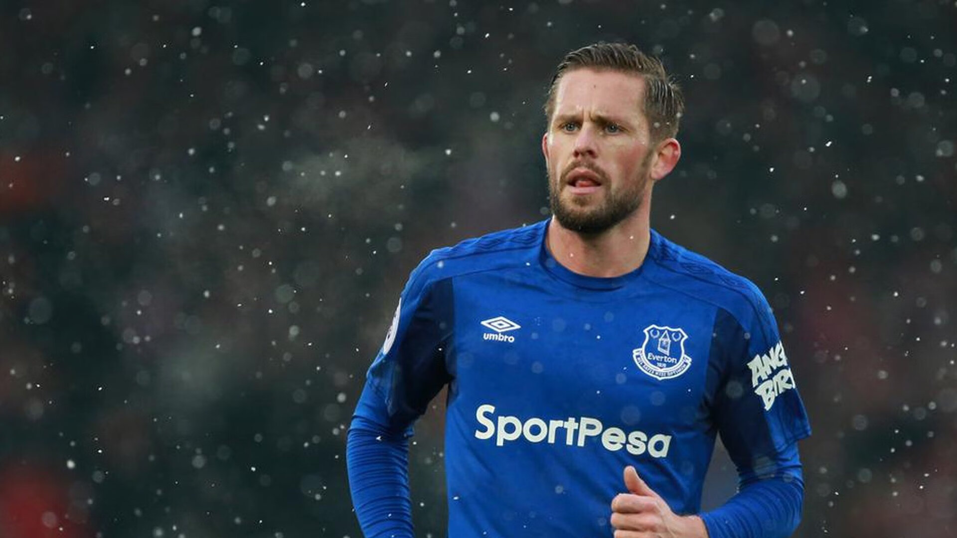 球迷票选:史上最精彩的欧冠比赛瞬间,欧冠最精彩的足球比赛